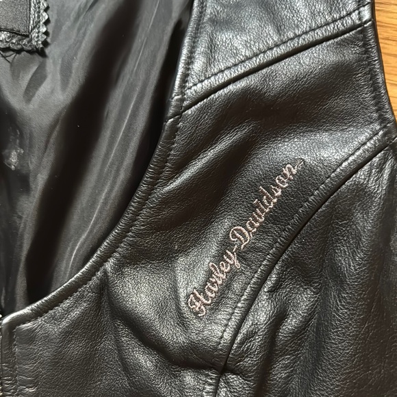 Harley-Davidson Black Leather Motorcycle Vest - Picture 3 of 4